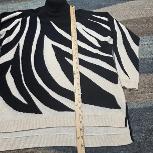 Charter Club Cashmere Sweater Women M Ivory Black Zebra Cashmere Turtleneck - Picture 6 of 6